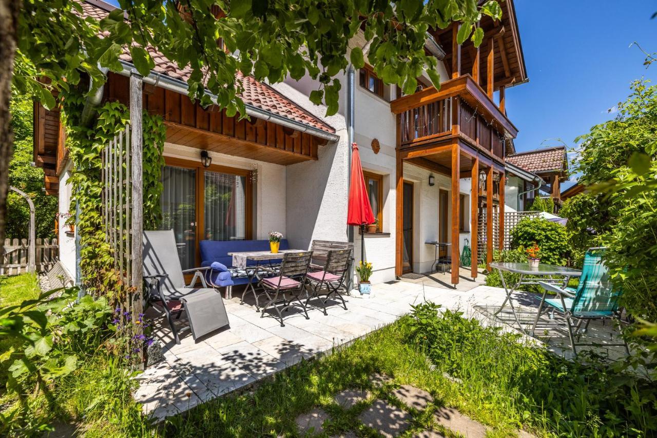 Ferienhaus Waldsicht フラッハウ エクステリア 写真