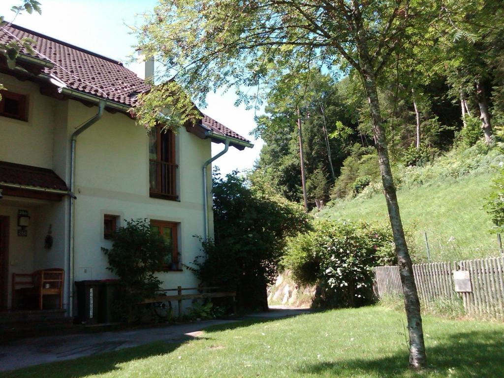 Ferienhaus Waldsicht フラッハウ 部屋 写真